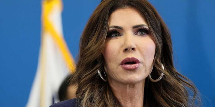 'Temporary means temporary': 1,000+ Somalis face deportation after DHS nixes TPS amid massive fraud scandal