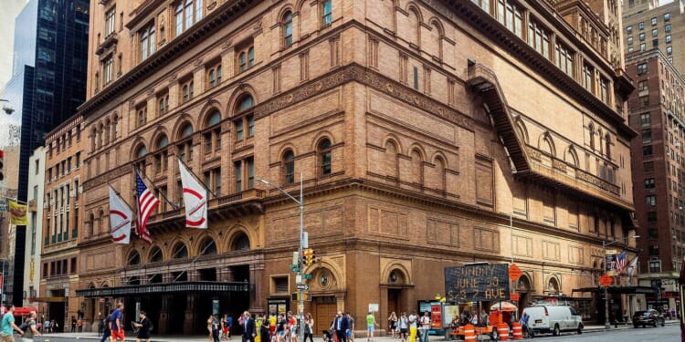 “The eclectic Isabel Leonard,” by Jay Nordlinger