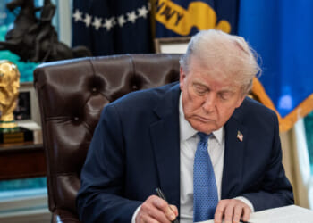 Trump Signs Executive Order Declaring Cuba Threat a 'National Emergency'