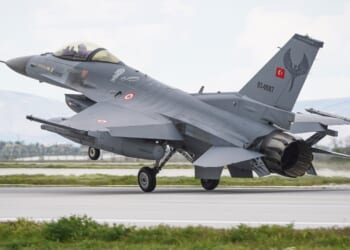 A Turkish F-16 fighter taking off.