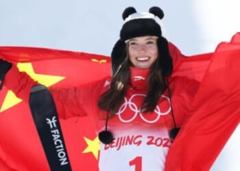 US-Born Skier Eileen Gu Again Chooses to Represent China in 2026 Winter Games