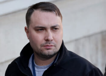 Ukraine Delegation Arrives in U.S. for Peace Talks Amid Hopes of Final Deal