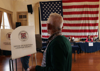 Virginia Democrats Grasp for More Redistricting Control Before Crucial Midterms