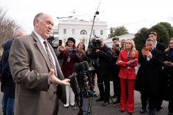 Walz, Homan Meet and Agree to 'Ongoing Dialogue'