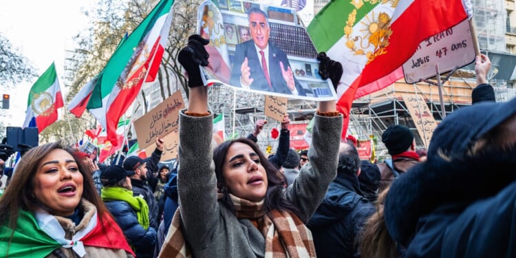What’s Wrong with Iran’s Opposition?