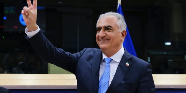 Crown Prince Reza Pahlavi of Iran visits EU Parliament.