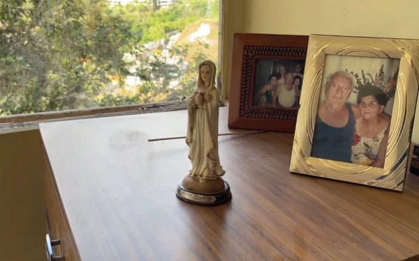 A small statue of the Blessed Virgin Mary remained intact in Gracia Mónaco’s room. | Credit: Andrés Henríquez/EWTN News