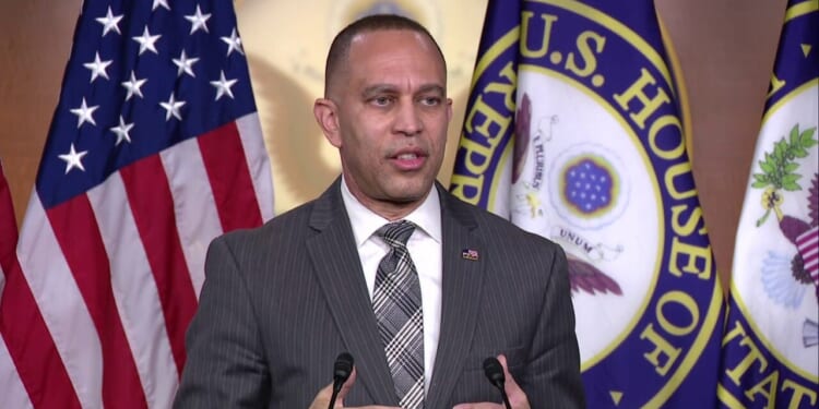 Hakeem Jeffries says Republicans 'done eff'd up' with Texas redistricting