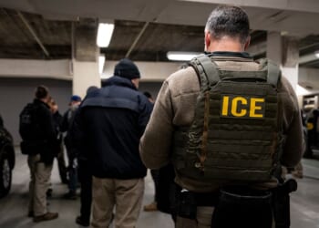 ICE takes broad view of agents' ability to make warrantless immigration arrests