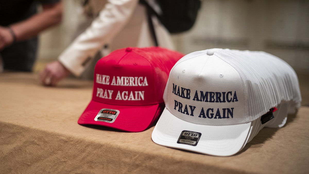 Make America Pray Again hat