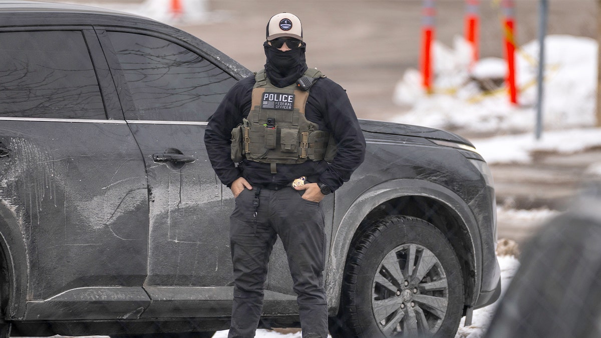 Federal agent in Minnesota