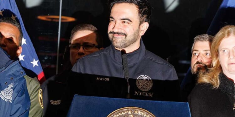 'This is disgraceful': Mamdani raked over the coals for attack on NYPD