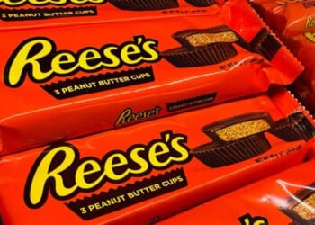'Chocolate wars': Grandson of Reese's creator opens up about Hershey to Glenn Beck