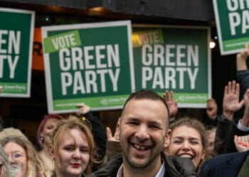 Green Party Backs Amnesty and Free Housing for Illegal Migrants