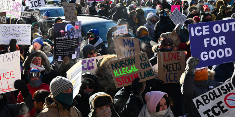 Inside Minneapolis’s ICE Watch Network