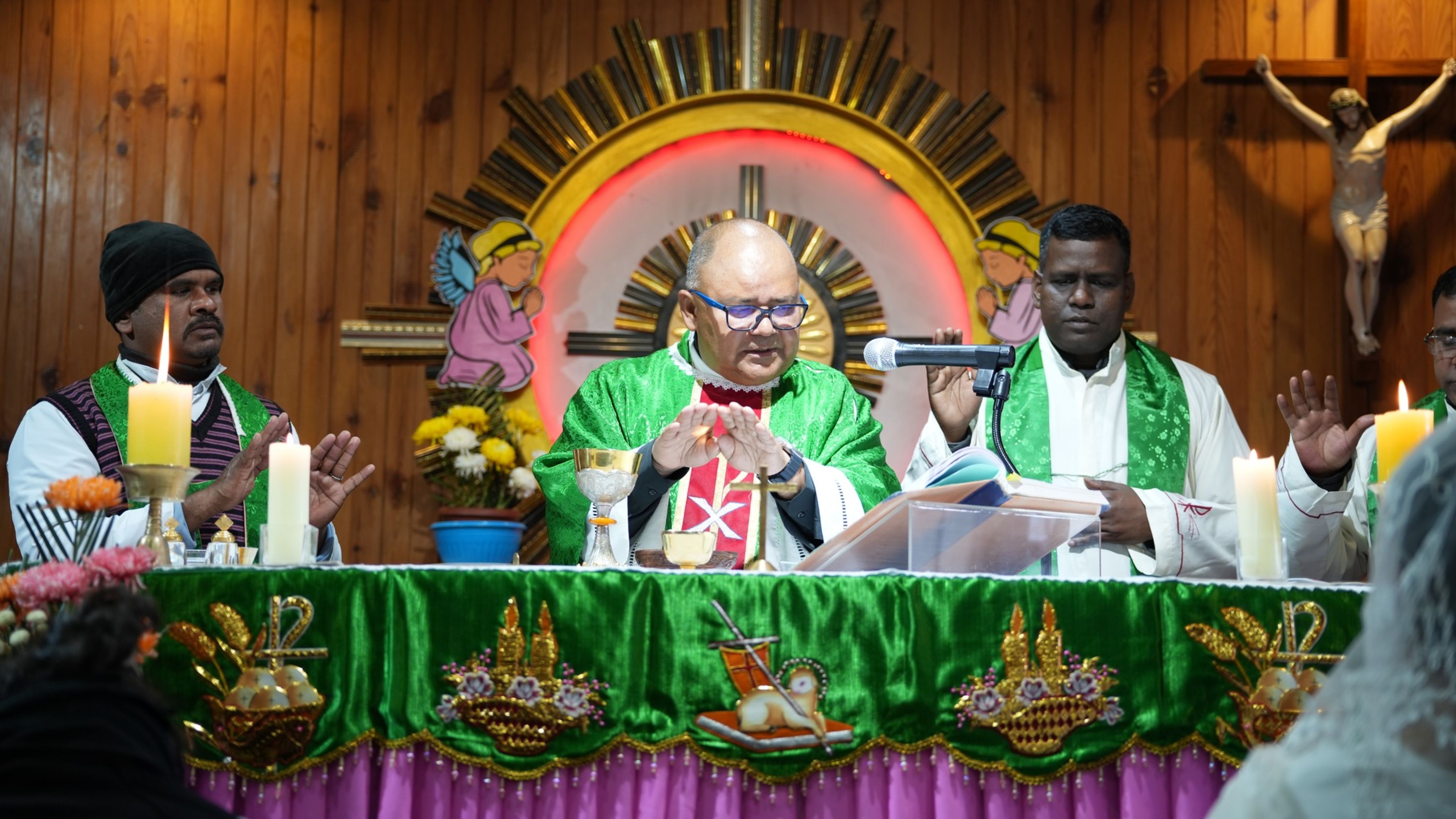 Nepal’s Catholic leader urges faithful to vote wisely ahead of landmark elections