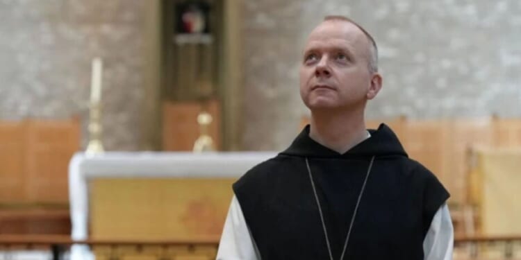 Pope Leo XIV begins Lenten spiritual exercises led by Bishop Erik Varden