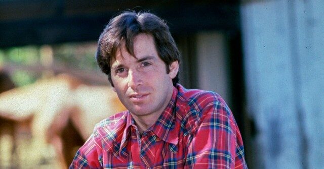 Robert Carradine, ‘Revenge of the Nerds’ and ‘Lizzie McGuire’ Star, Dies at 71