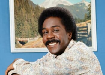 'Sanford and Son' Star Demond Wilson Dies at 79 from Cancer