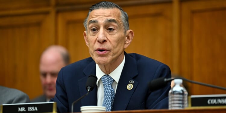 Rep. Darrell Issa announces retirement, backs Desmond for Congress
