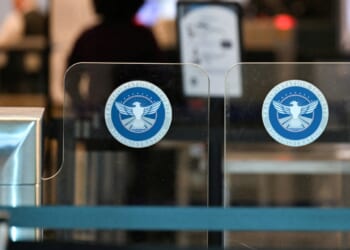 DHS hammers Democrats for long TSA airport security lines amid funding lapse