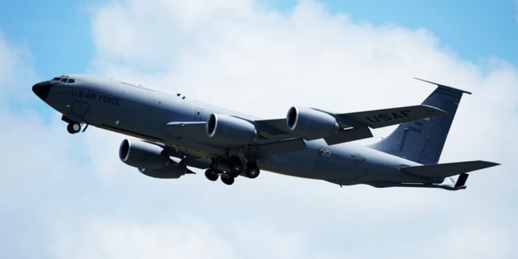 US KC-135 aircraft crashes in Iraq, killing 4