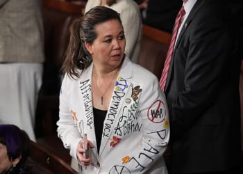 Rep. Jill Tokuda explains why she didn't stand during Trump's viral SOTU moment