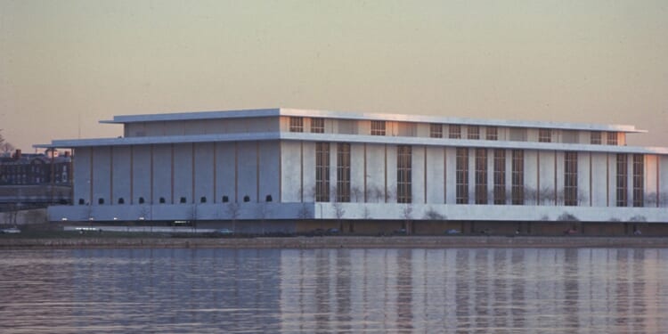 Trump Kennedy Center board votes to close facility for $257M renovation