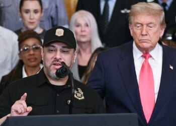 Trump highlights Border Patrol union's endorsement of Markwayne Mullin for DHS