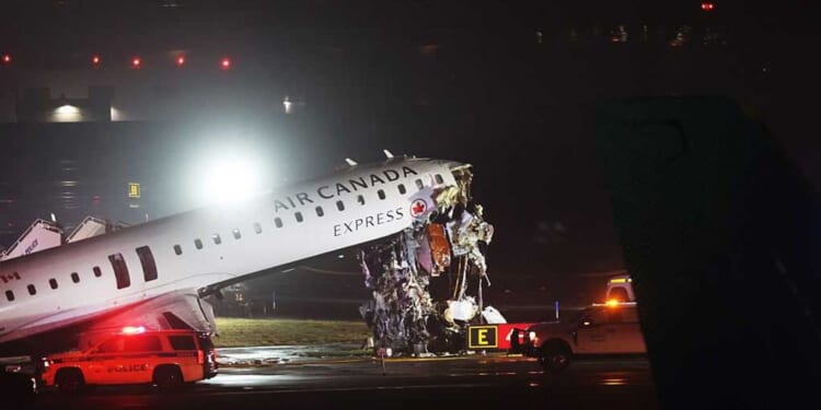 'I messed up': LaGuardia Airport shut down after deadly collision
