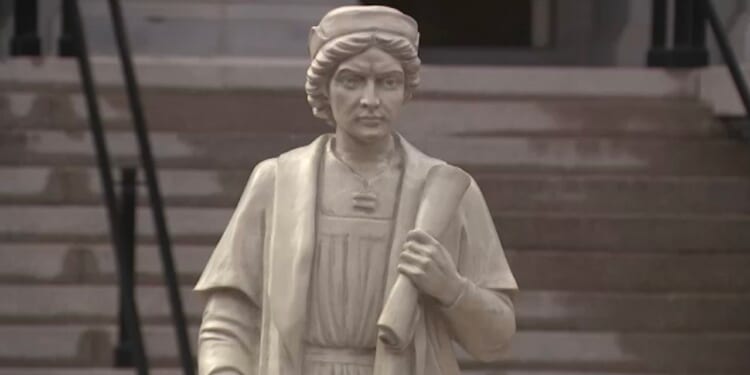 Christopher Columbus replica statue installed on White House grounds