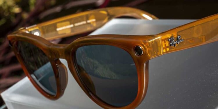 Every sidewalk a surveillance grid: How Meta’s glasses will kill anonymity