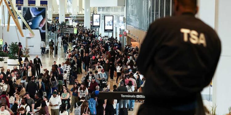 Delta revokes major travel perk for Congress amid ongoing DHS shutdown