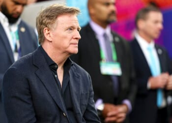 Florida AG warns NFL's Goodell to drop Rooney Rule or face legal action