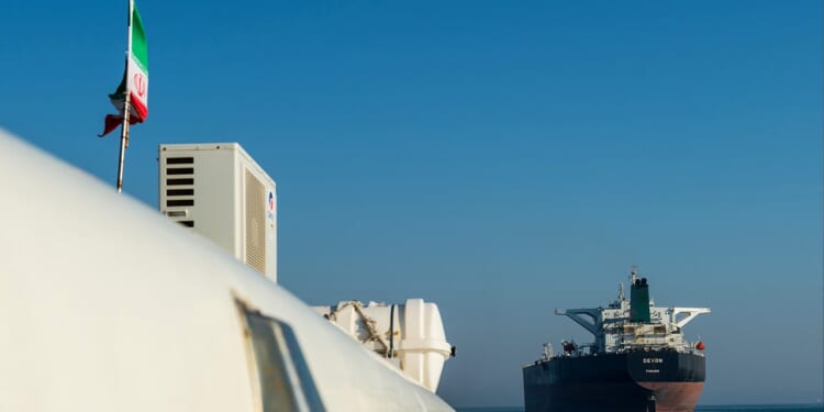 US weighs seizing Iran oil hub — experts warn risks, limits to economic impact