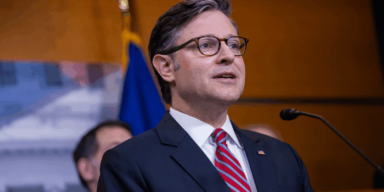 Mike Johnson touts 'no tax on tips' deduction for workers ahead of Tax Day