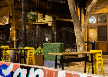 Attack on Two Israeli Americans Speaking Hebrew at a California Restaurant Probed as a Hate Crime