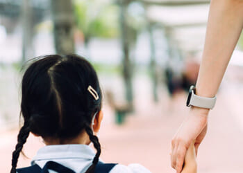 Chinese Lawmaker Proposes Sex Ed in Kindergarten to Boost Birthrates