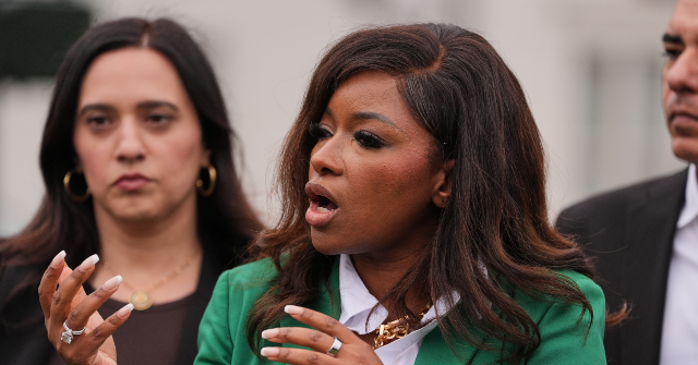 Crockett Defends Guard Killed by SWAT Who Was Fake Officer