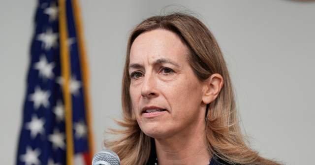 Democrat NJ Gov. Mikie Sherrill Signs Law Banning ICE Agents from Wearing Masks, DHS Vows Not to Comply