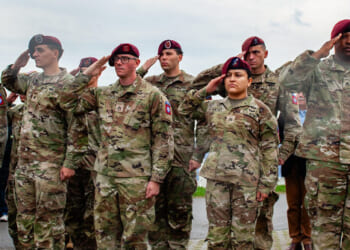 Elite 82nd Airborne Troops May Deploy to Mideast for Support
