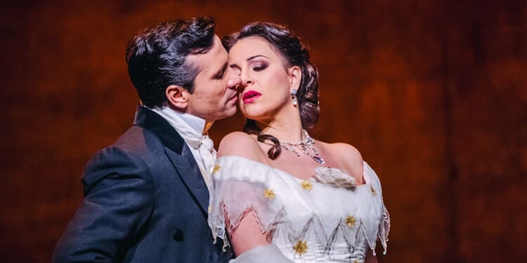 Falling for Violetta