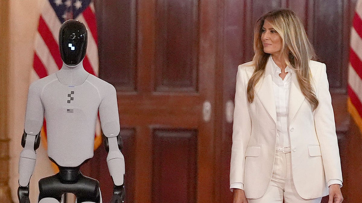 Melania Trump and a humanoid robot