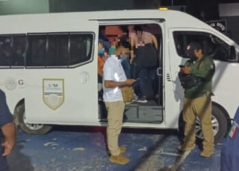 Mexican Cops Find 229 Migrants Inside Trailer at Police Impound