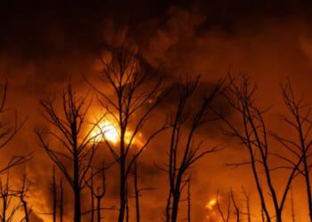 Oil Prices Jump Above $100 a Barrel for First Time in Four Years