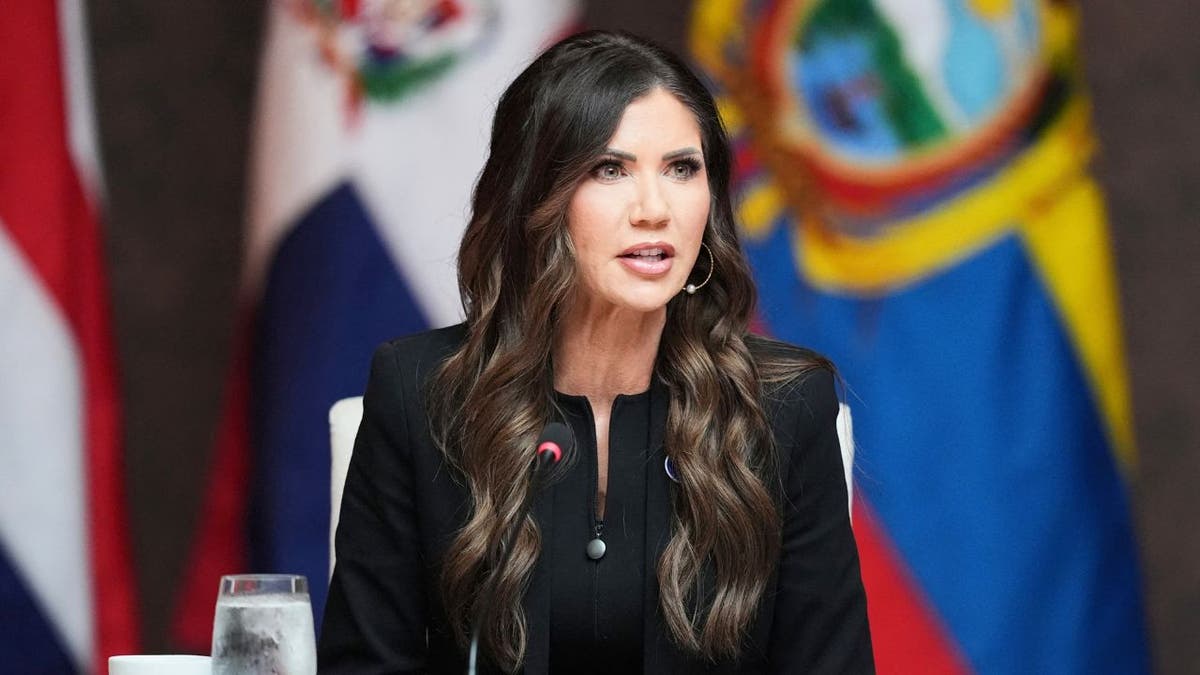 Rebecca Blackwell / POOL / AFP via Getty Images