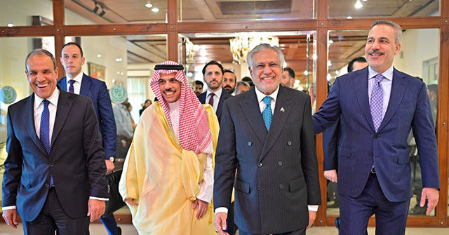 Pakistan Hosts ‘Peace Talks’ Without U.S., Israel, or Iran