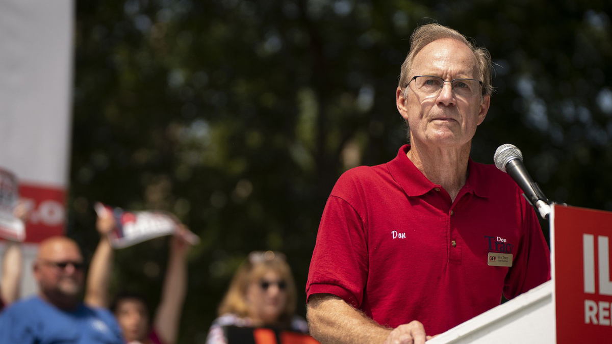 Illinois GOP chairman Don Tracy is seen at a campaign rally in Springfield, Illinois.