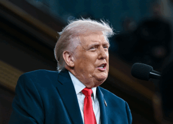 Republicans Surge in General Ballot, Move Closer to Defying History of Congressional Midterms