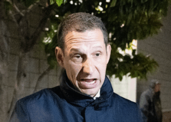 San Francisco Mayor's SUV Blocked, Security Detail Attacked near Notorious Tenderloin District